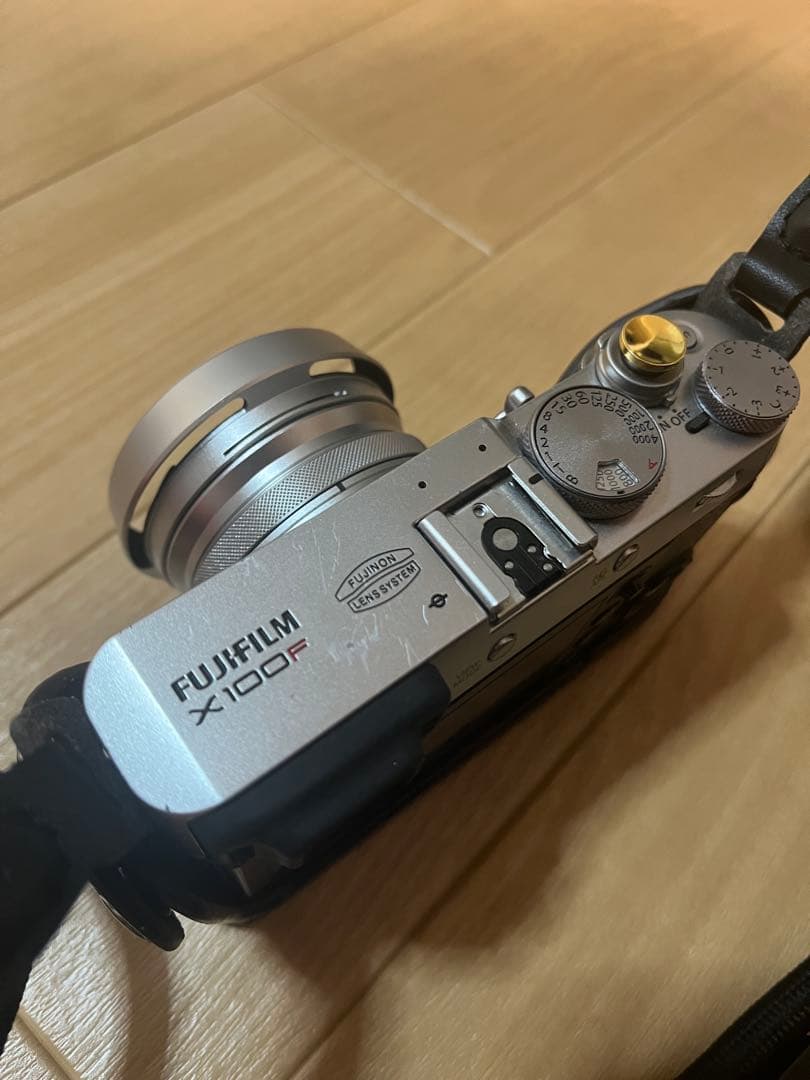 FUJIFILM X100F 本体 予備バッテリー2個付き