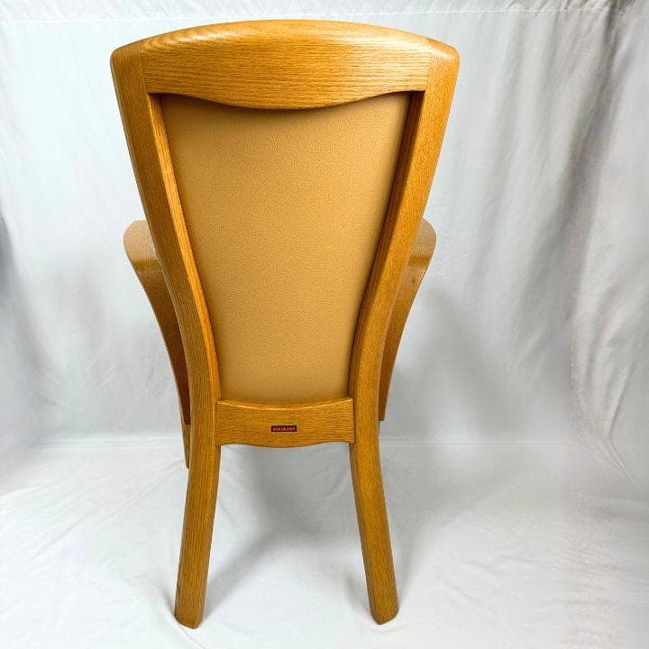 shirakawa シラカワ 肘付き ダイニングチェア レッドオーク 飛騨高山