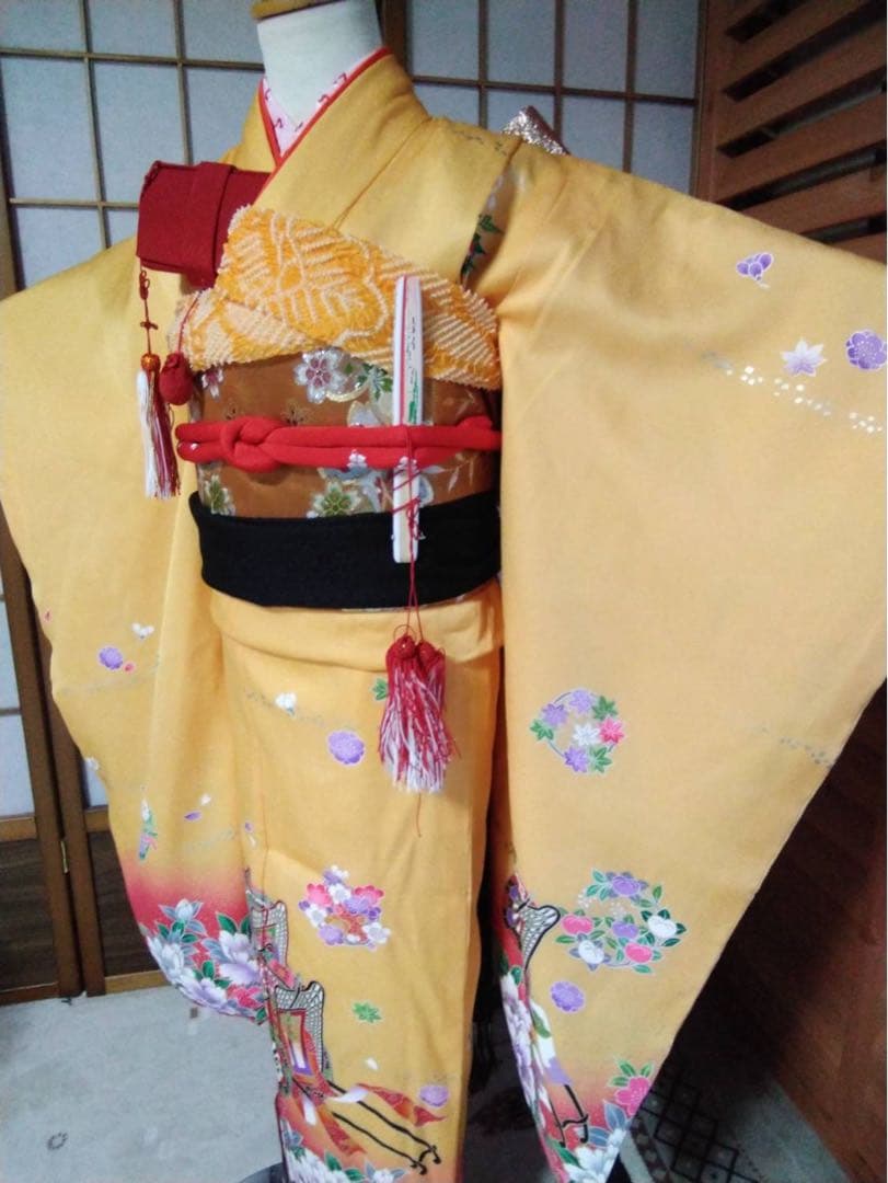 きゅーたです。7歳向けのお着物セットです