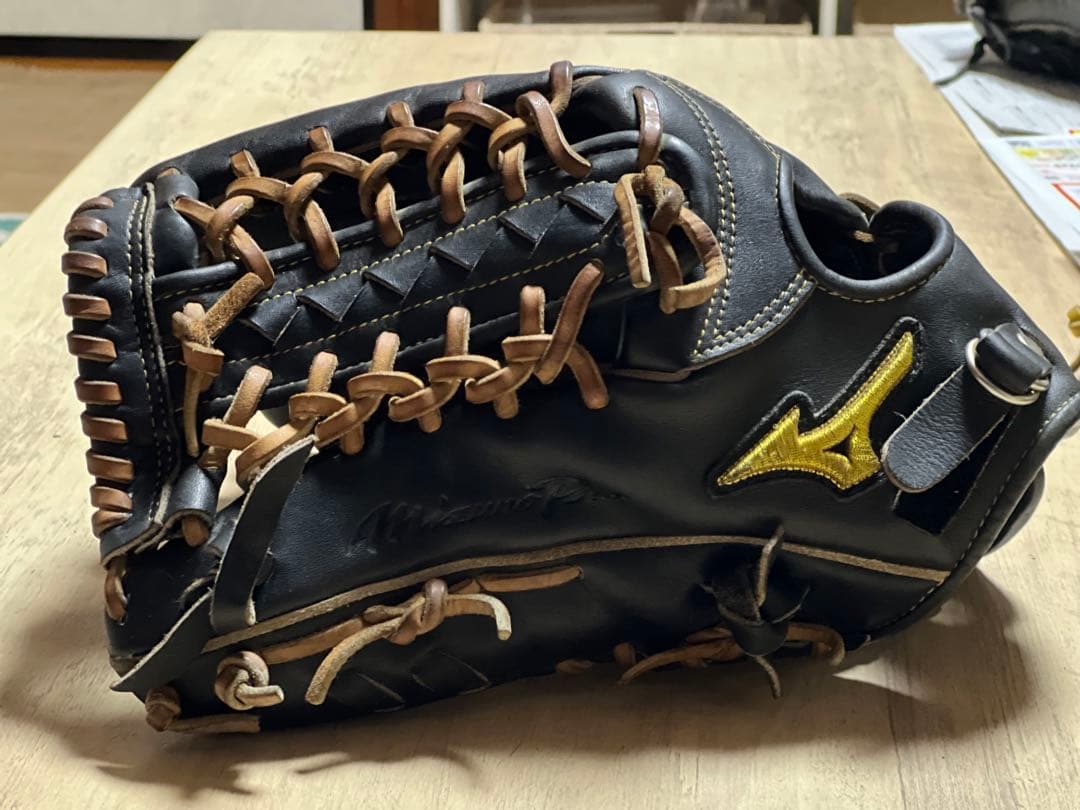 ベンツ　 ミズノ 硬式グローブ 黒