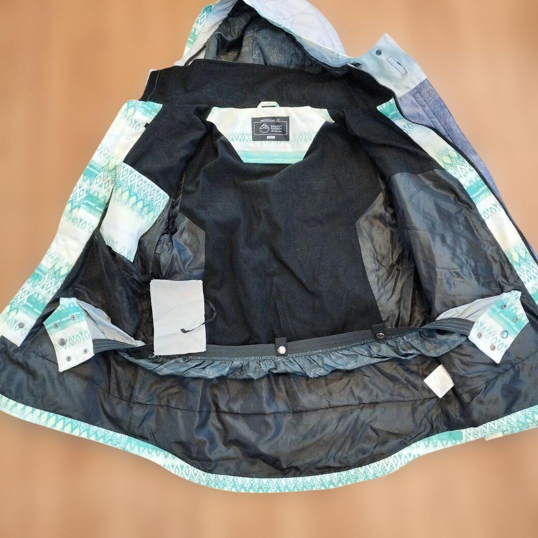 スノーボードウェアセット（ジャケット・パンツ）