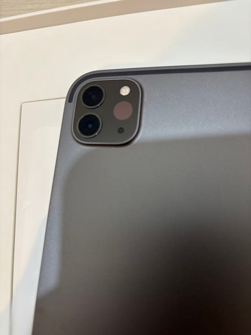 iPad Pro 第2世代 11インチ 128GB Wi-Fi モデルケース付き