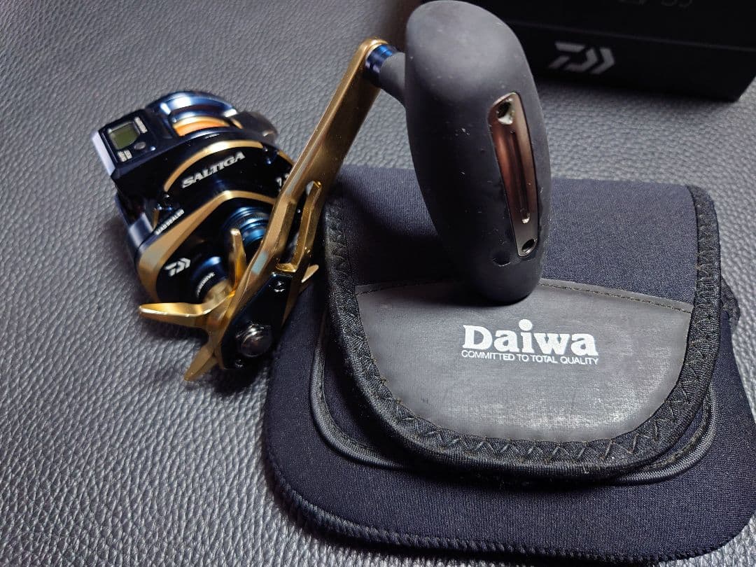 美品DAIWAソルティガIC 300HL-SJ