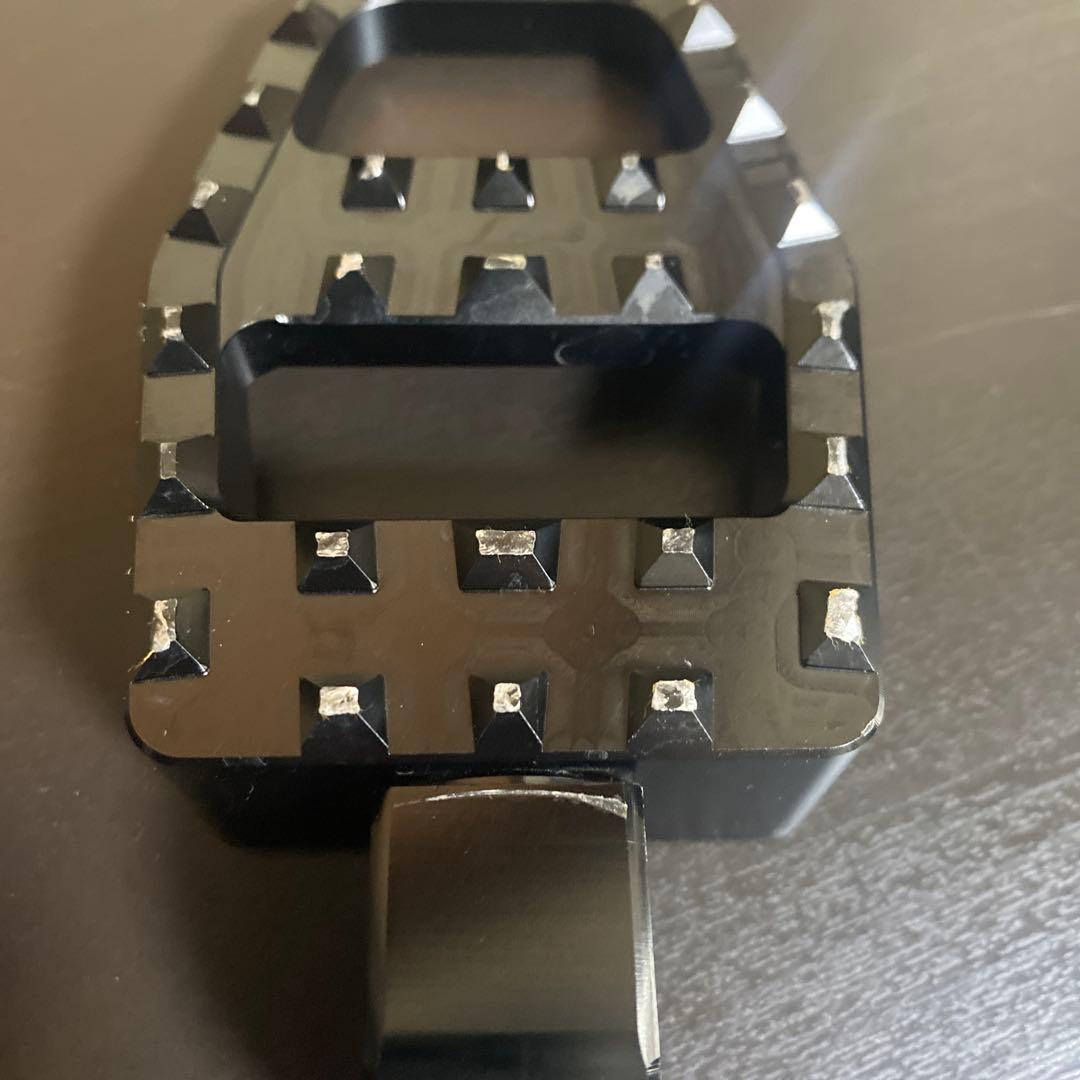 クロススレッドサイクル2021スタイルペグ M8ソフテイル用　※パッセンジャー用