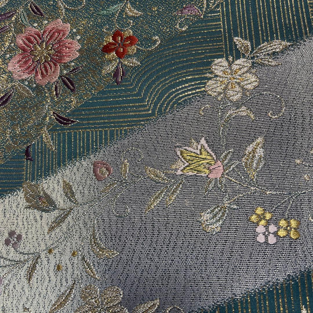 振袖用袋帯 青緑地に上品に煌めくピンクの美しい花々と白い蝶々（428㎝）