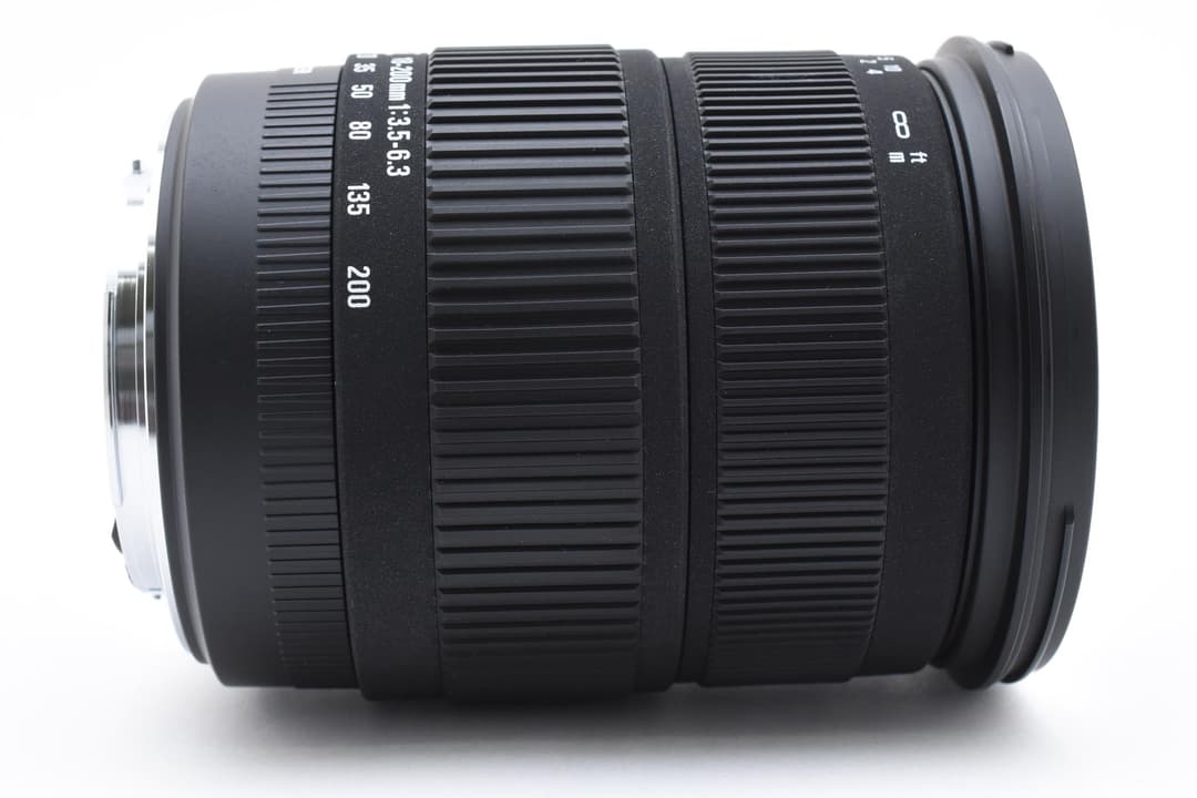 未使用に近い Sigma 18-200mm 3.5-6.3 OS Canon