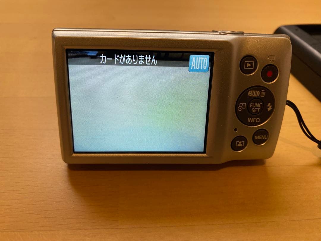 Canon IXY 200 コンパクトデジタルカメラ 本体