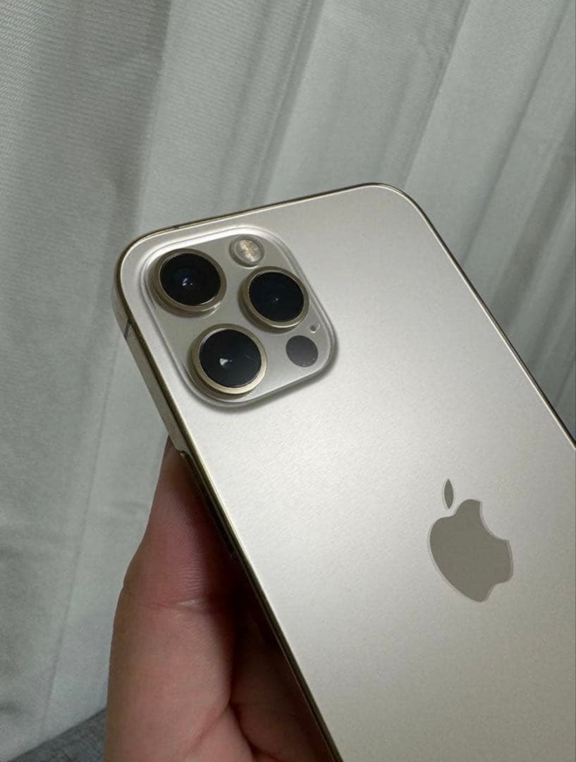 iPhone 12 Pro 256GB ゴールド SIMフリー 本体 おまけ付き