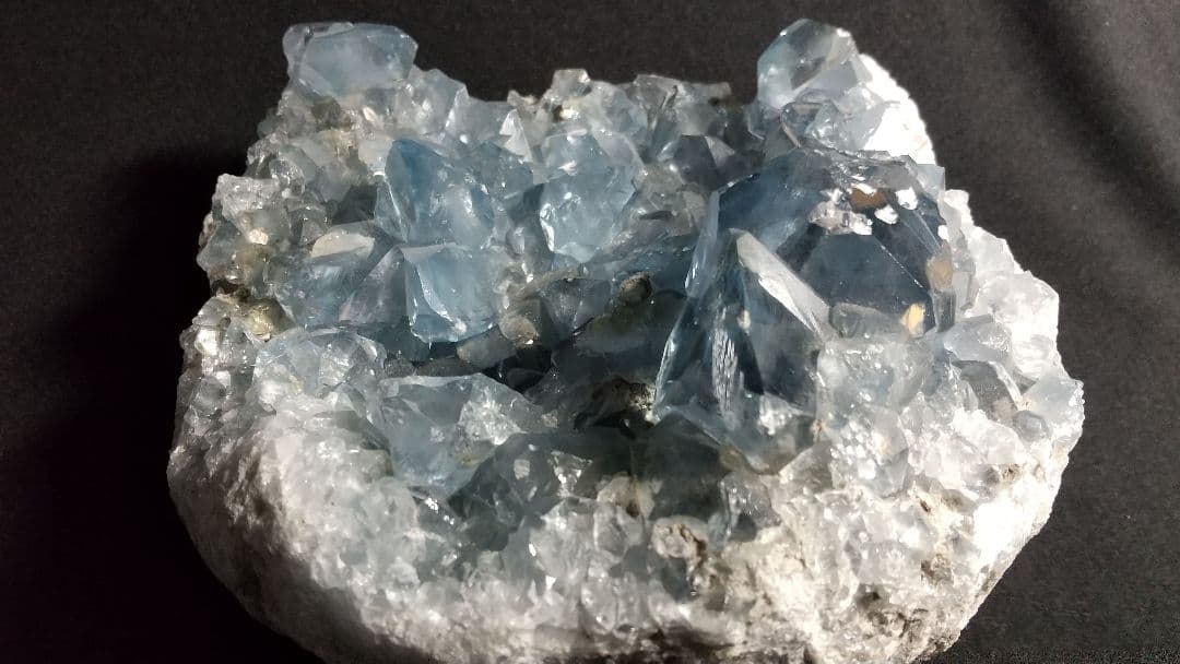 セレスタイン 原石