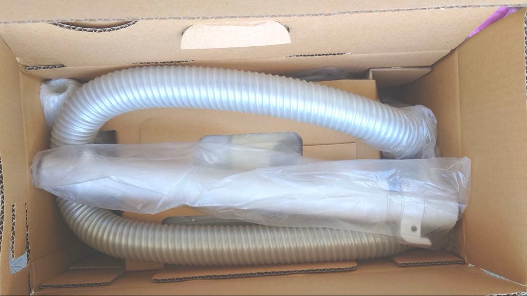 TOSHIBA エアロサイクロン掃除機 VC-CX8E 新品未使用