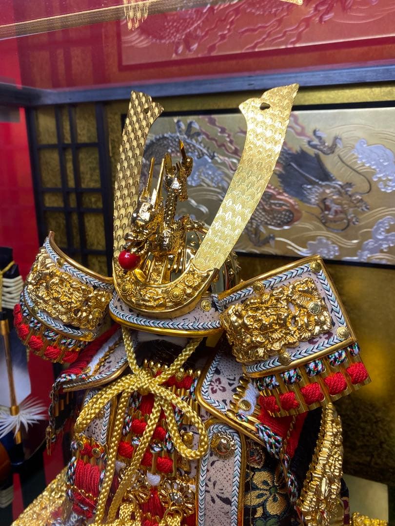 東京久月　五月人形　家紋付き大鎧飾り　オルゴール付き六角アクリルケース入