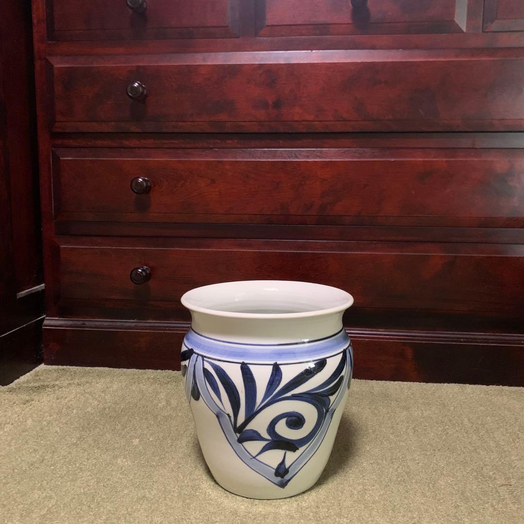 【希少】砥部焼 梅山窯 唐草 大きな壺 花器 花瓶 和風 陶器 壺