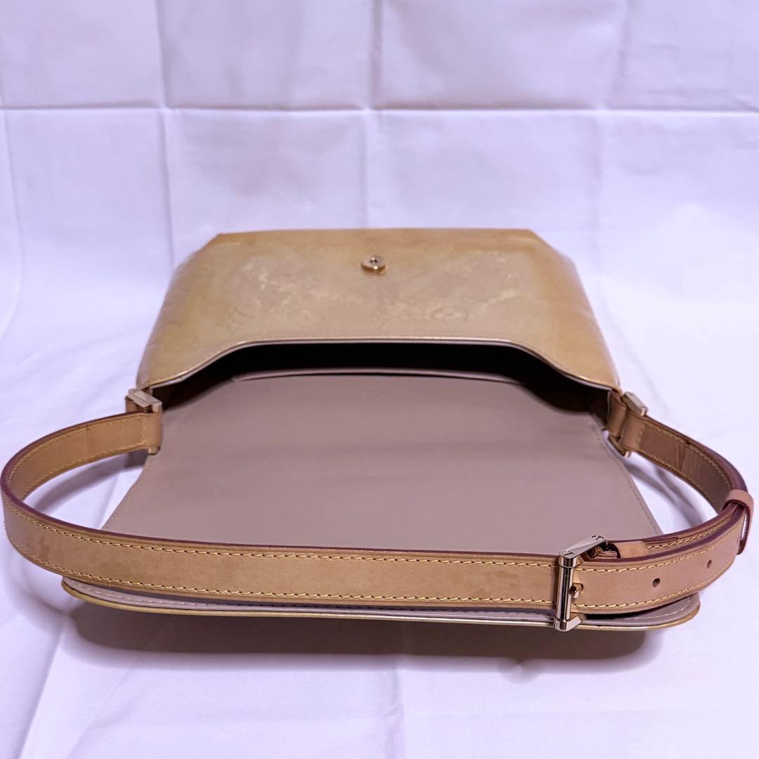 LOUIS VUITTON ヴェルニ トンプソンストリート