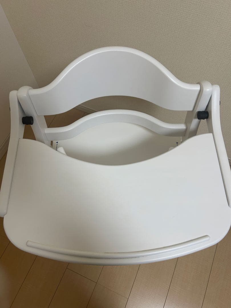 大和屋yamatoya すくすくチェアプラステーブル付き 白