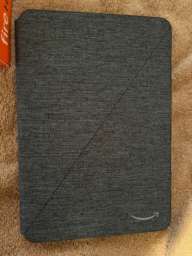 Fire HD 8 タブレット第12世代ケース付き　64GB 、4GB RAM