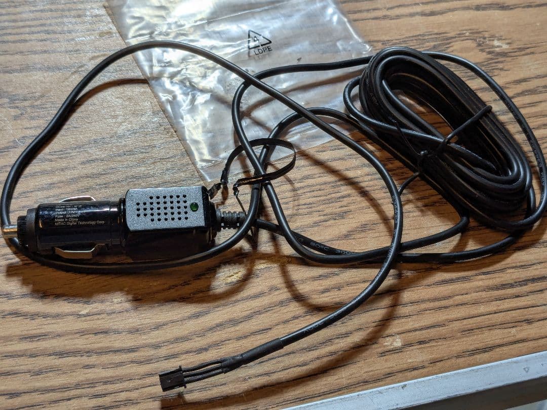 カクレモモジリ