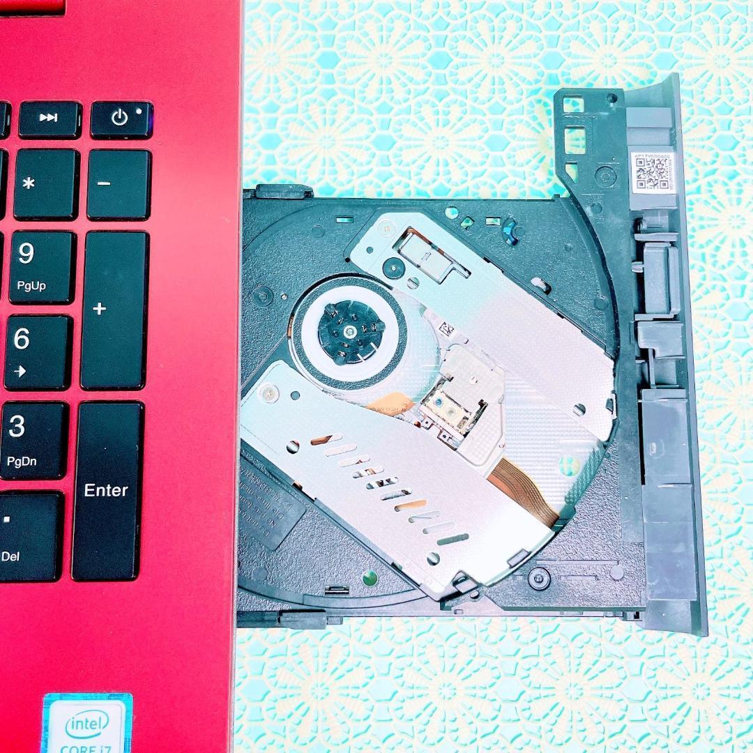 Windows11対応❣️第8世代Corei7✨️薄型ノートパソコンSSDカメラ付き