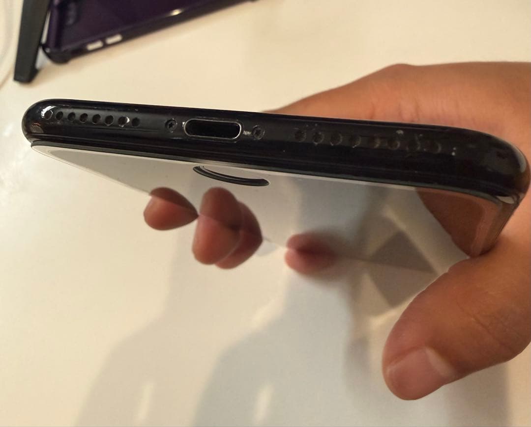 iPhone 7 plus 128gb black SIMフリー