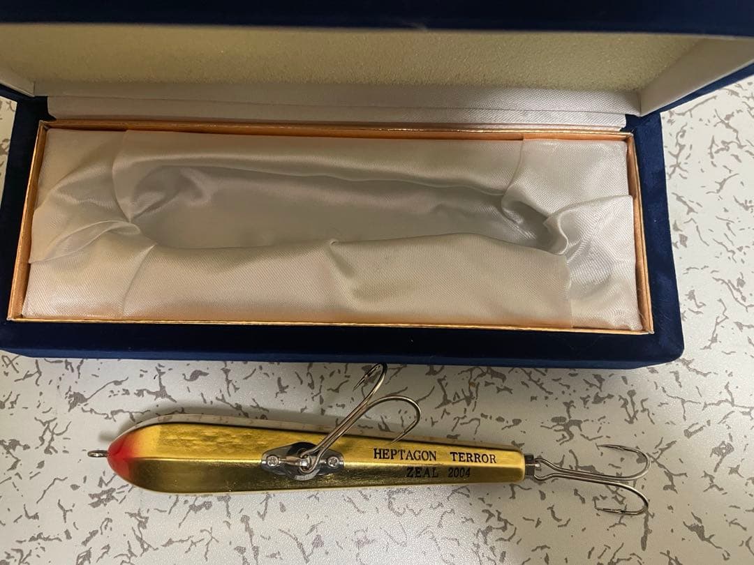 ルアー・フライ ZEAL TERROR HEPTAGON