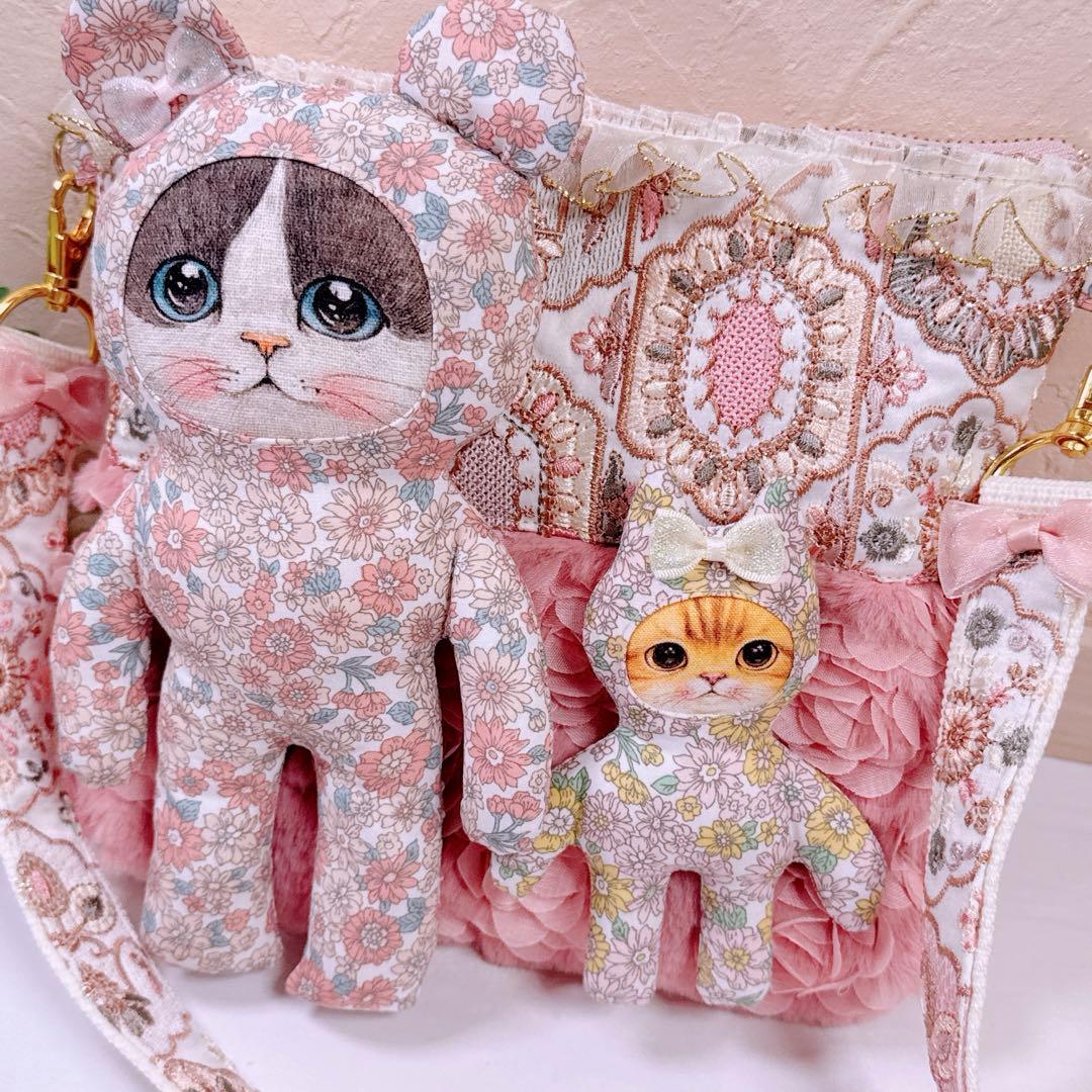 ゆ*ら様 コヤンイサムチョン♡インド刺繍×薔薇ファー！ミルクちゃんのファスナー付