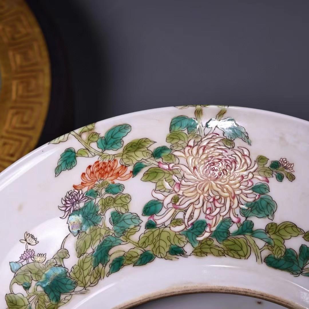 中国古美術・珍蔵粉彩・花鳥彩絵磁器の中皿・純手描き・箱付・置物・文房具・観賞皿