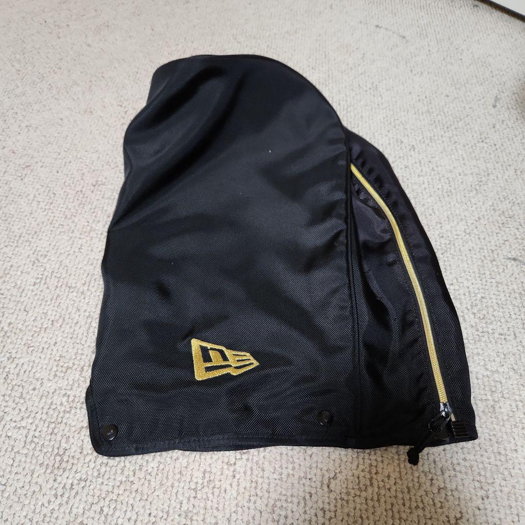 タイショウさん専用　NEW ERA キャディバッグ ブラック/ゴールド