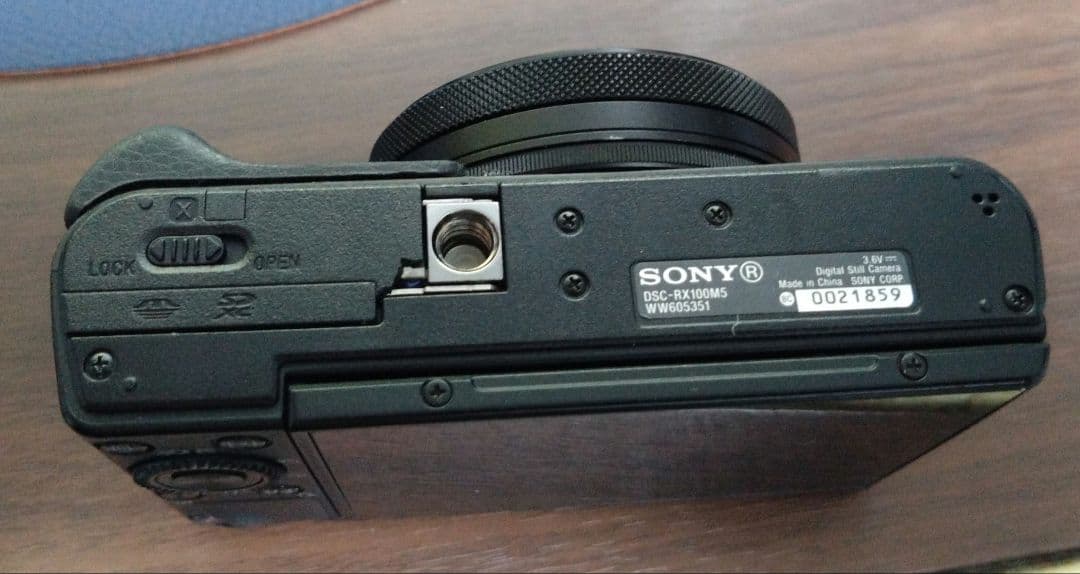 ソニー 「DSC-RX100M5」SONY RX100V DSC-RX100M5