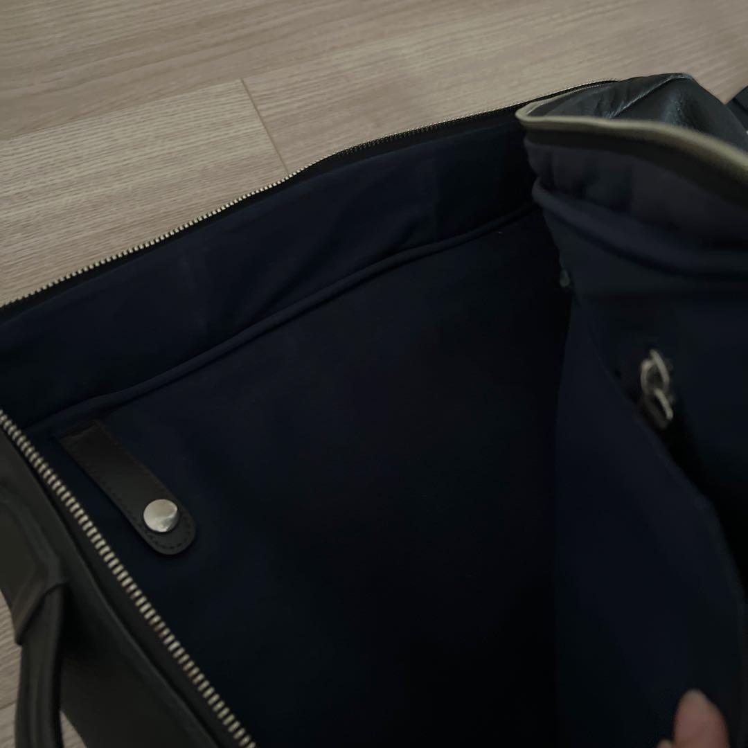 ✨とっても便利で大容量✨レザースリムバックパック！　ブラック