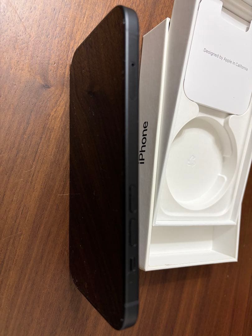 iPhone ブラック SIMフリー