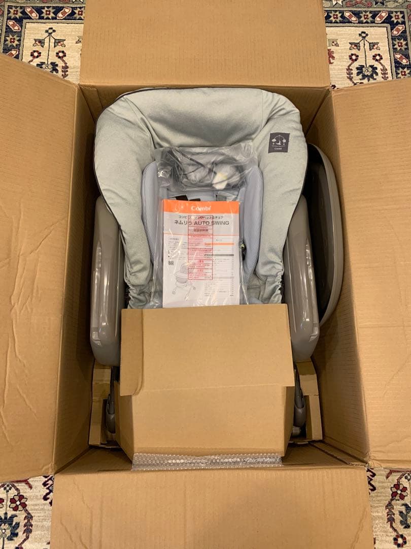 Combi コンビ ネムリラ オートスウィング ハイローチェア　電動　取説・箱付