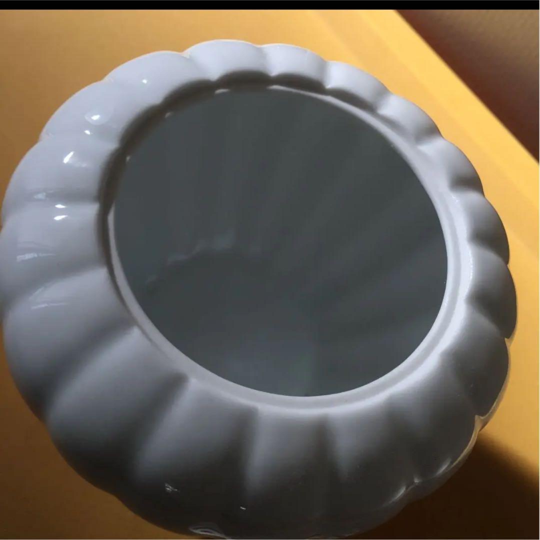 お香　香炉　空薫用香炉 有田焼白磁 太白菊型　未使用