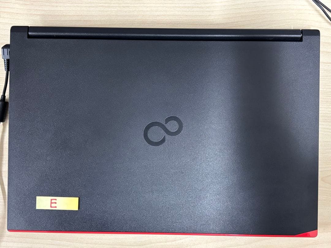 富士通Lifebook A579/BX i5-8265U E