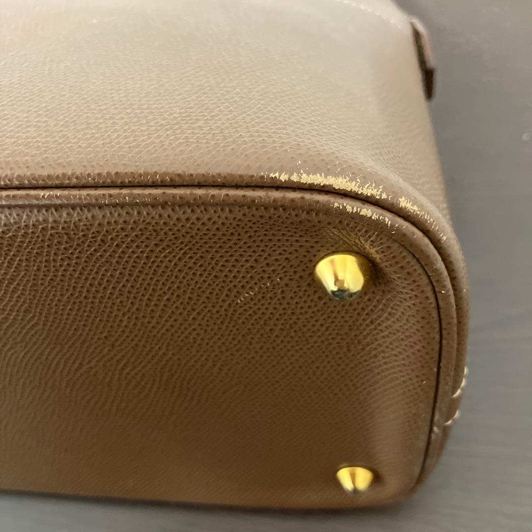 【HI-CLASS（ハイクラス）】レザーハンドバッグ／ショルダーストラップ付き