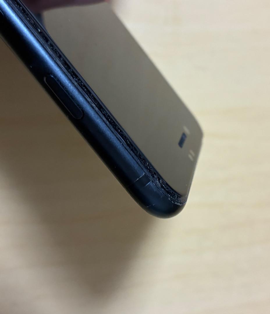 iPhone SE （第2世代） 128GB 本体 ブラック　simフリー 美品