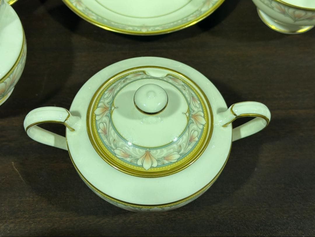 s2211 ノリタケ CHARLOTTE シャーロット ティーセット