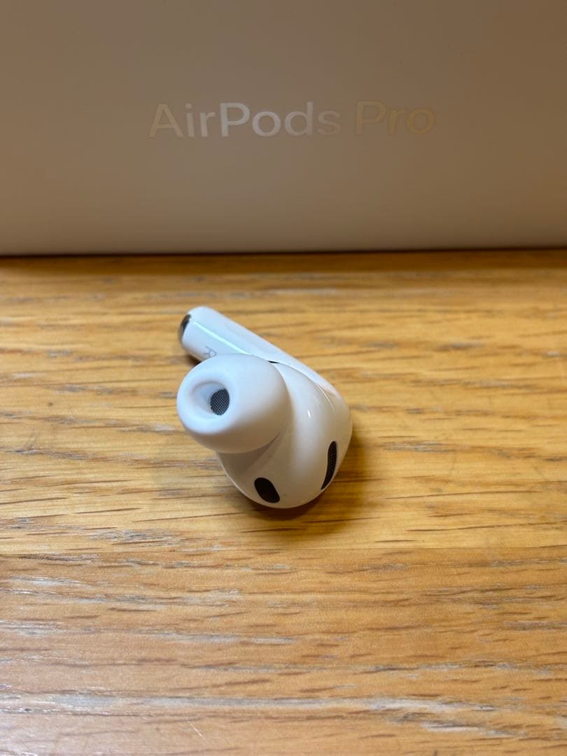 新品　AirPods Pro 3 正規品　右耳のみ(R)