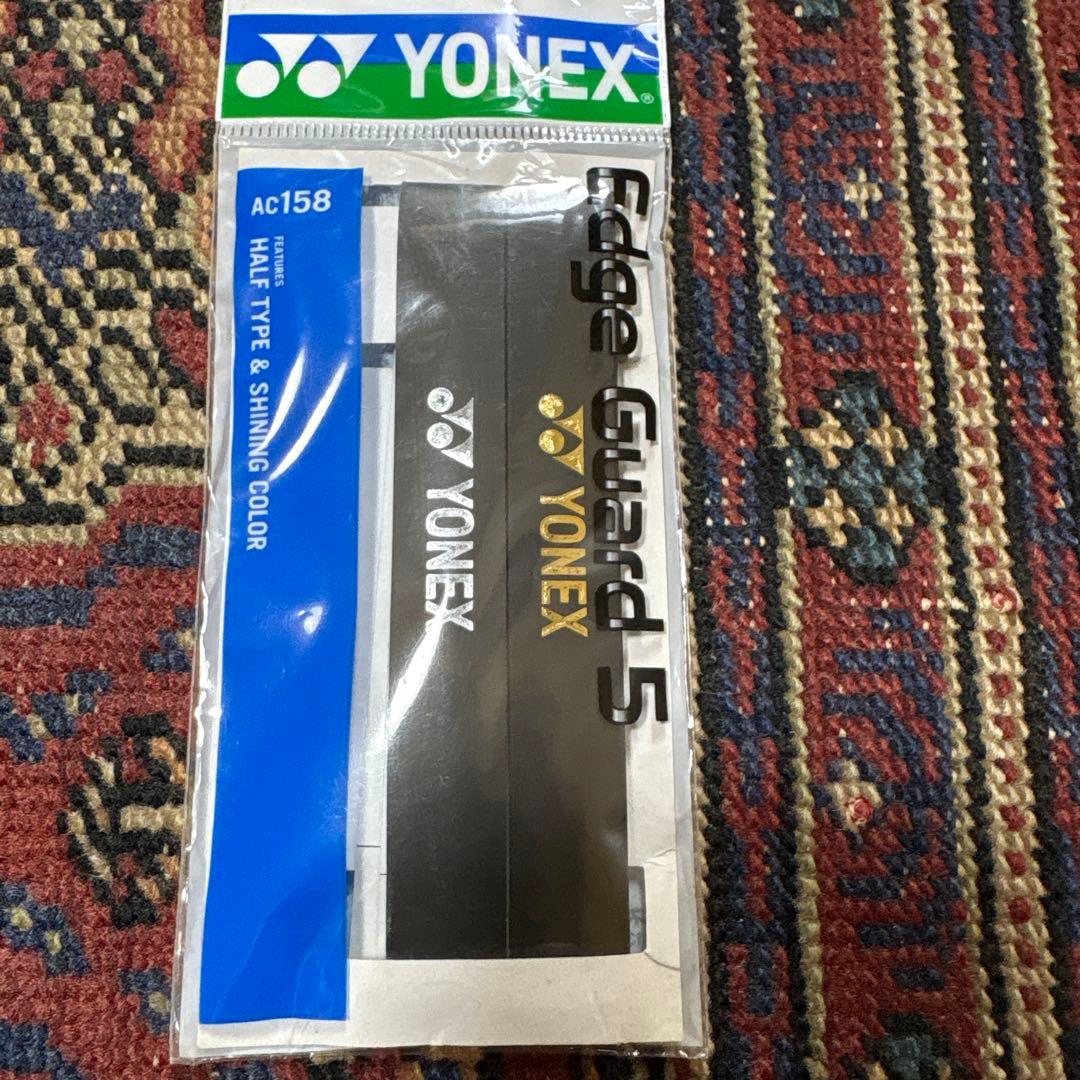 YONEX VOLTRAGE ラケット2本セット、エッジガード(おまけ)