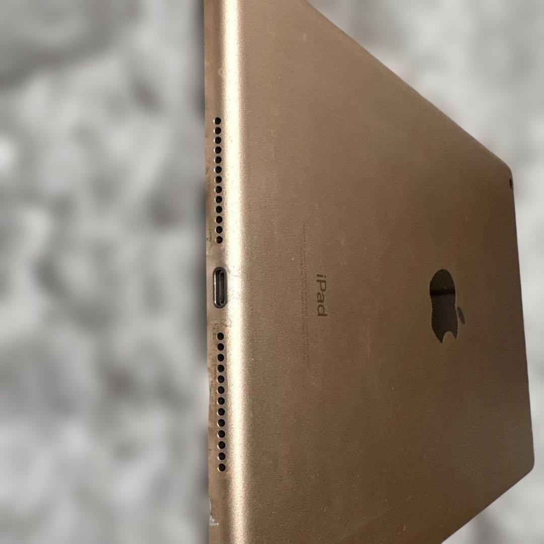 iPad 第6世代　32GB Wi-Fiモデル