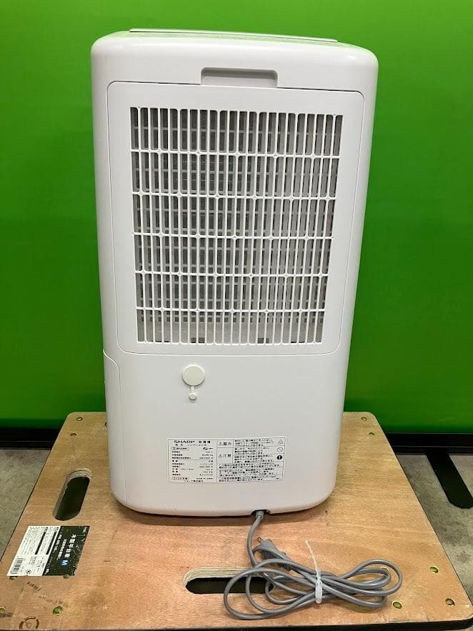 美品　SHARP 除湿機 CV-R120-W ホワイト タンク式 　２０２４年製