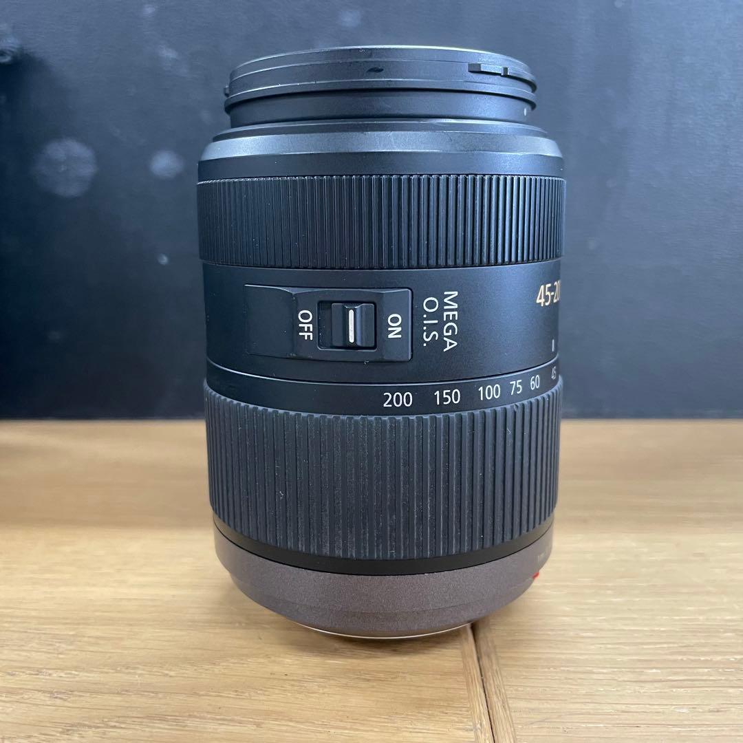 動作品 Lumix G 45-200mm F4-5.6 H-FS045200
