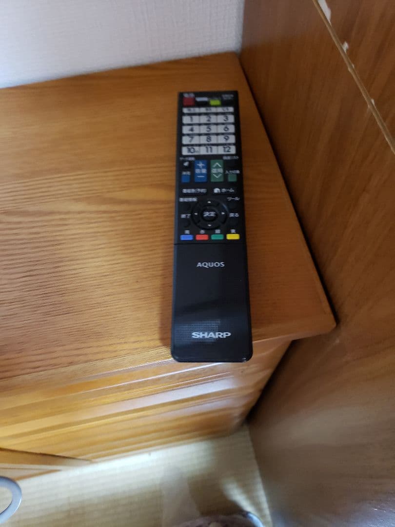 AQUOS2013年制【　TV　】　(￣　*)