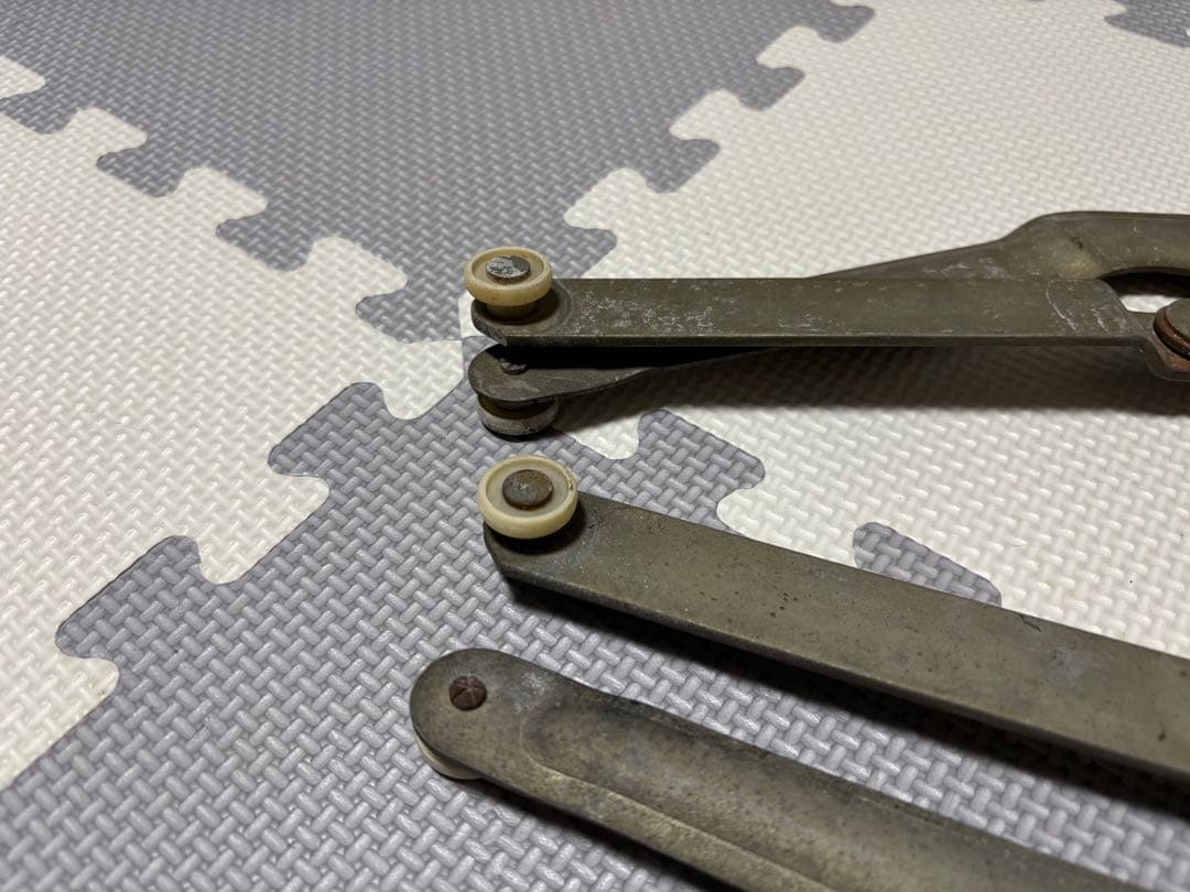 510 ブルーバードクーペ　ドアレギュレター