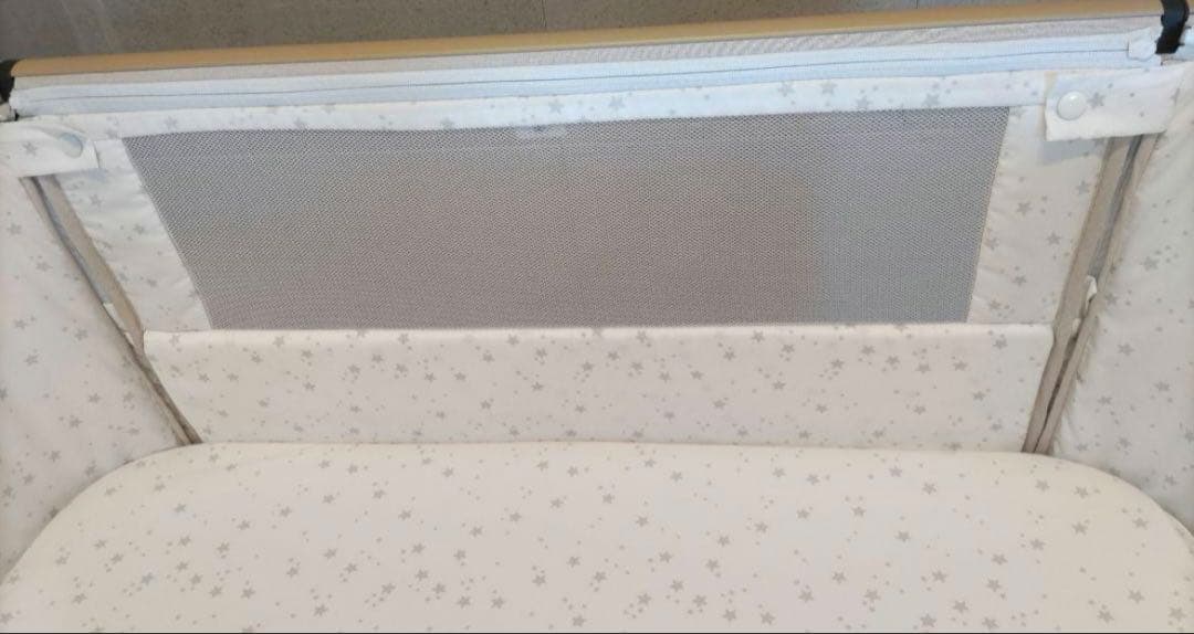 HZDMJ 2023新型ベビーベッド　ベージュ