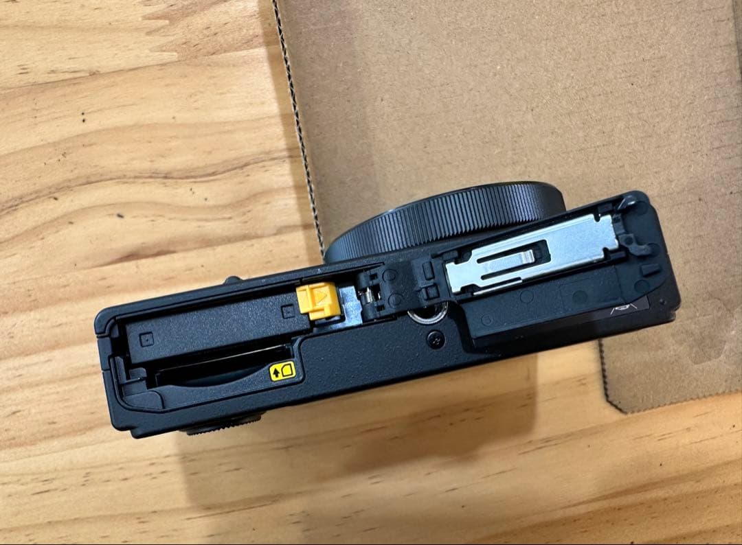 デジタルカメラ Nikon COOLPIX P340