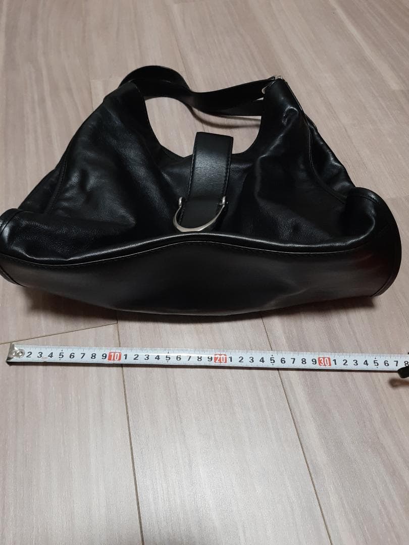 【未使用 カバー袋付】GUCCI グッチ ブラックレザー ハンドバッグ 黒革