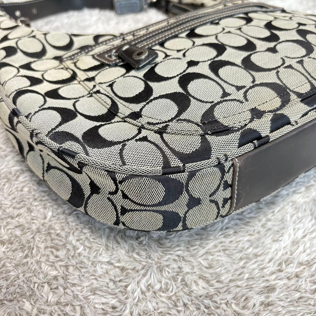 COACH コーチ シグネチャー ワンショルダーバッグ F2K-6070
