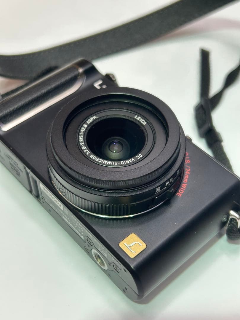 Panasonic LUMIX DMC LX3 ルミックス　デジタルカメラ