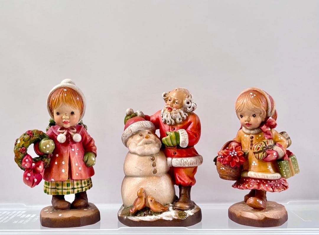 j*y様 ◆オークション◆ アンリ人形　ANRI サラ・ケイ10㎝　【サンタとス