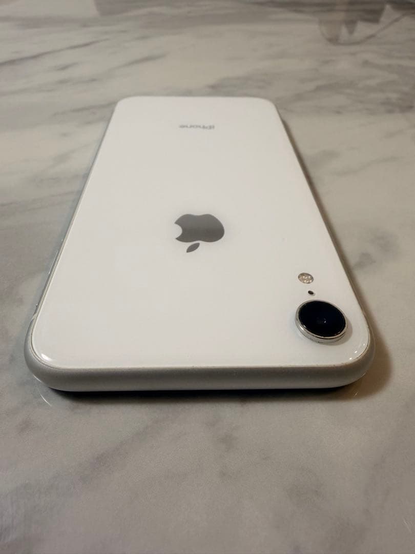 iPhone XR 128GB ホワイト SIMロックなし バッテリー86%
