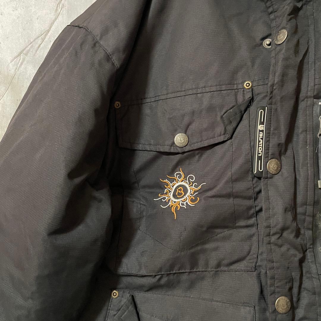 Burtonバートンスキーウェアスノーボードジャケットダウン中綿黒ブラック刺繍